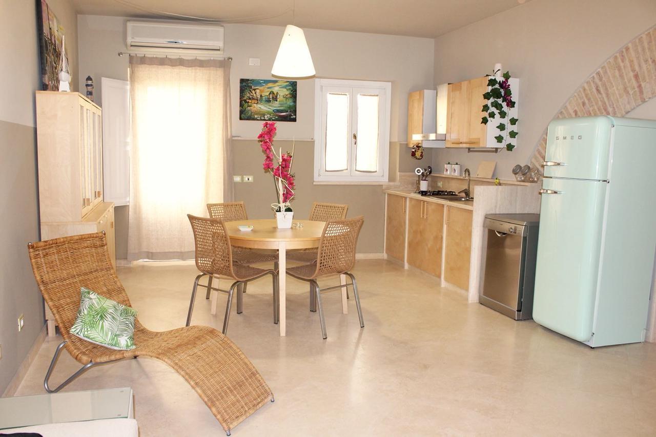 קאסטלמארה דל גולפו Exclusive Marina Apartment מראה חיצוני תמונה